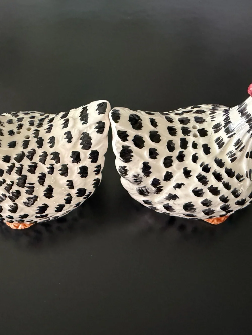 Wangs  Speckled Chicken Rooster Salt And Pepper Set 2